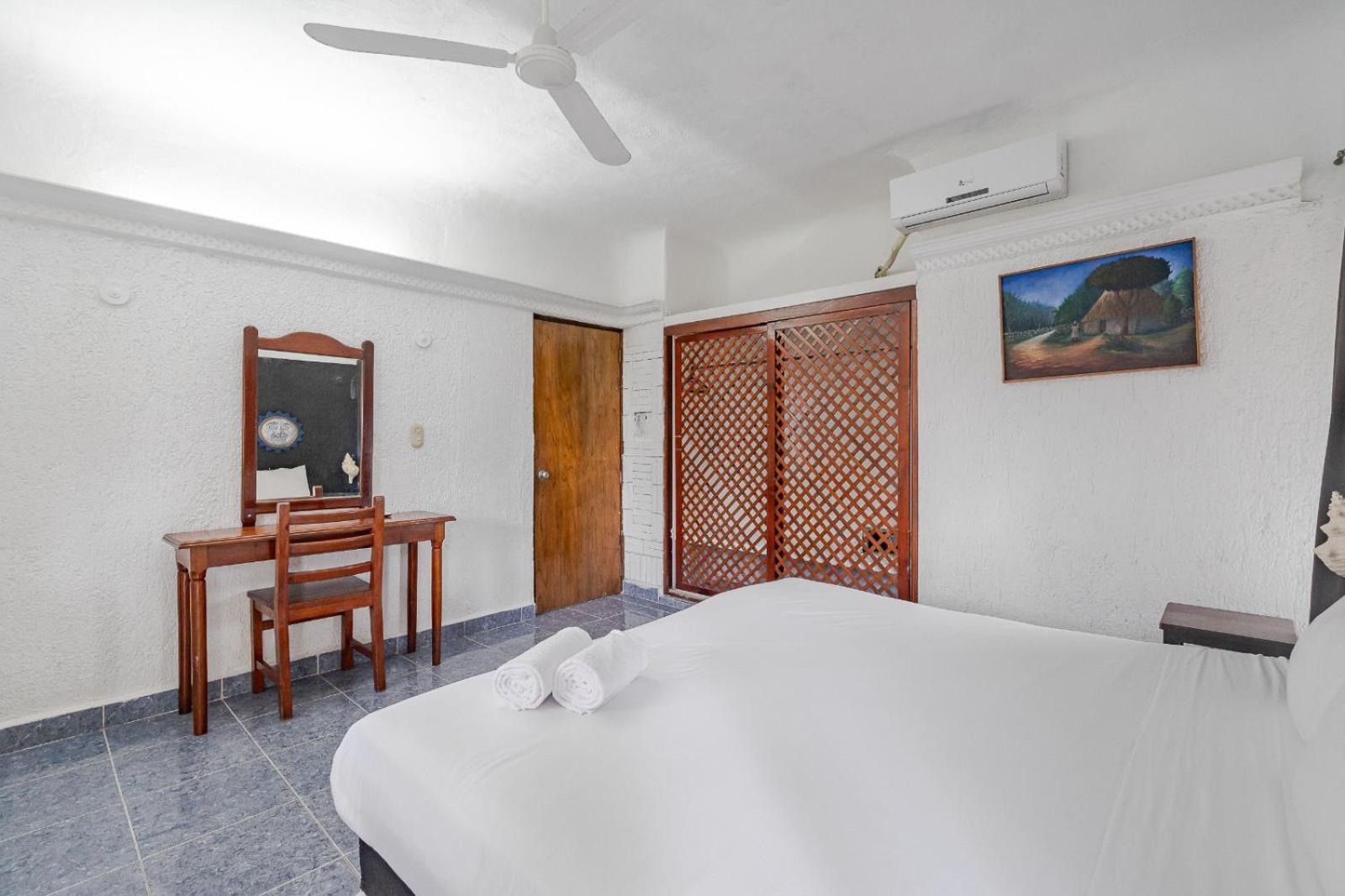 Mayan Art Hotel 10 Avenue Плая-дель-Кармен Экстерьер фото